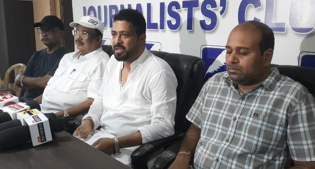 भाजपा विधायक शंकर घोषले पश्चिम बंगाल विधानसभामा विरोध गर्ने